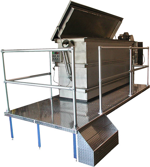 Water recovery tank